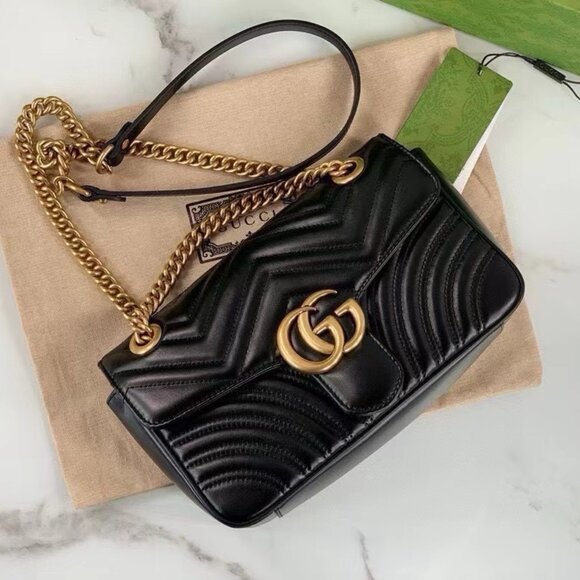 Authentic Women's GUCCI GG Marmont Gmall Matelasse Bag - Picture 2 of 8